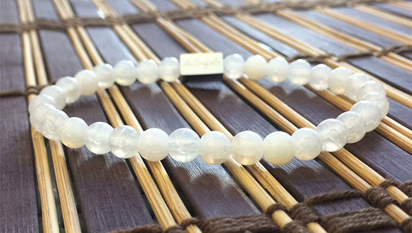 natural-moonstone-bracelet-necklace